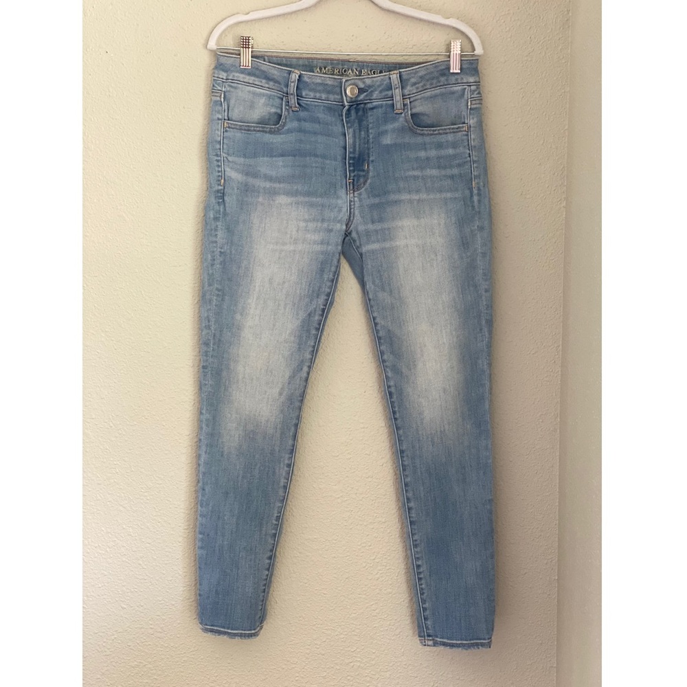 AE Super Super Skinny Jeggings size 12 regular medium wash